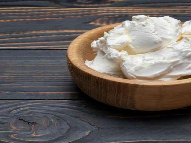 Jak produkuje się mascarpone?